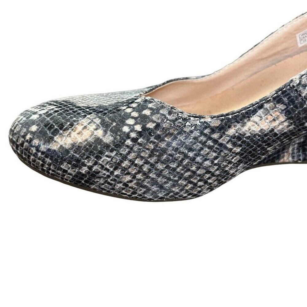 Vionic Gray Snakeskin Wedge Heels - Picture 5 of 16